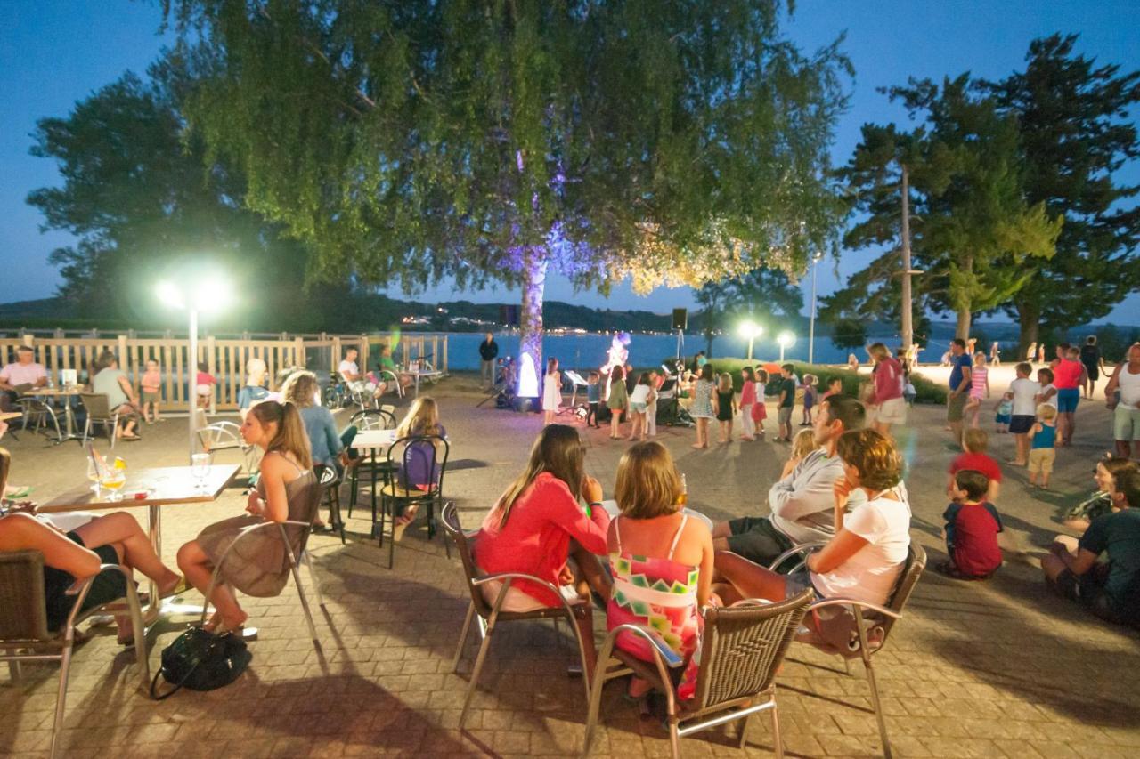 ホテル Camping Le Caussanel Canet-de-Salars エクステリア 写真