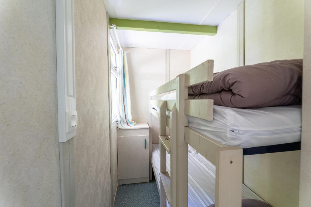 ホテル Camping Le Caussanel Canet-de-Salars エクステリア 写真