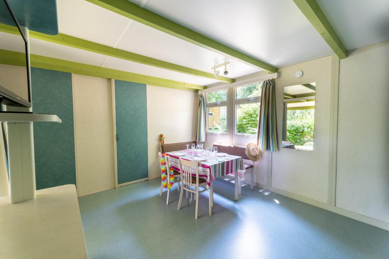 ホテル Camping Le Caussanel Canet-de-Salars エクステリア 写真