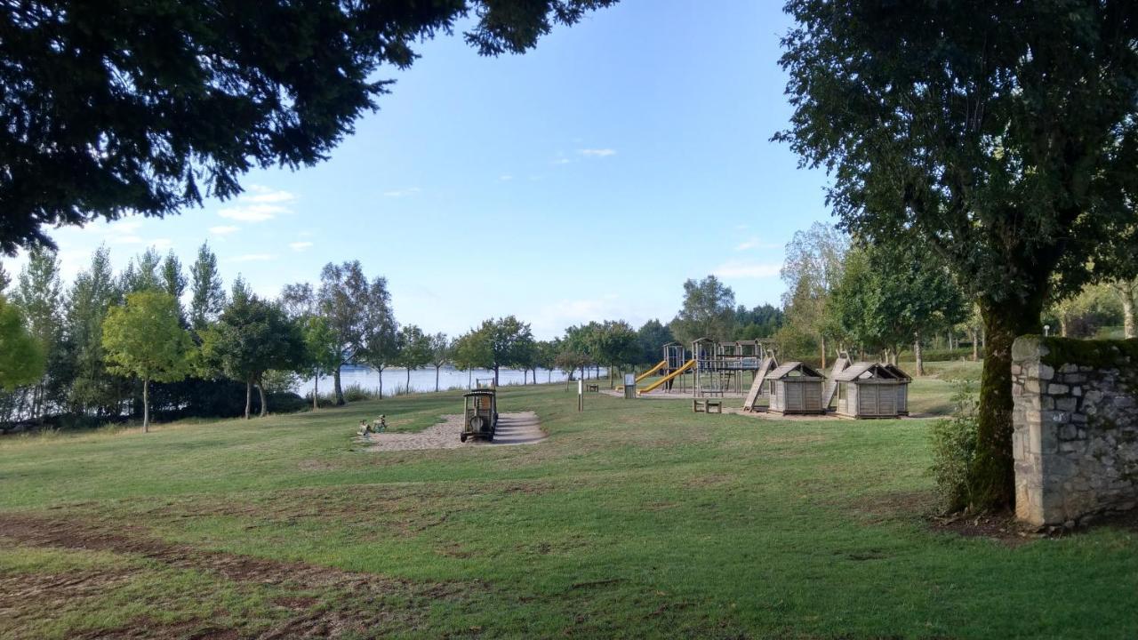 ホテル Camping Le Caussanel Canet-de-Salars エクステリア 写真